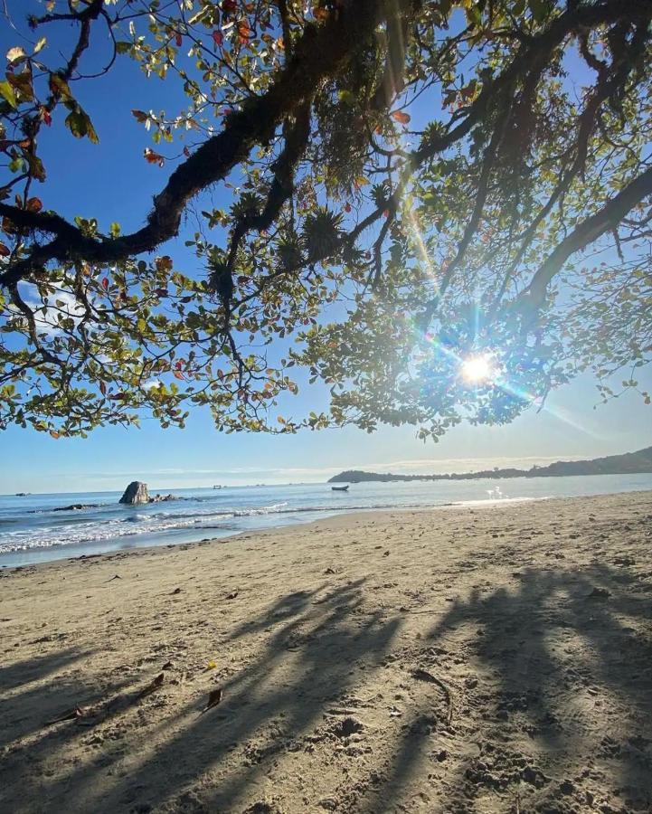 Suites A 100M Da Praia E 800M Do Beto Carrero Penha  Eksteriør billede