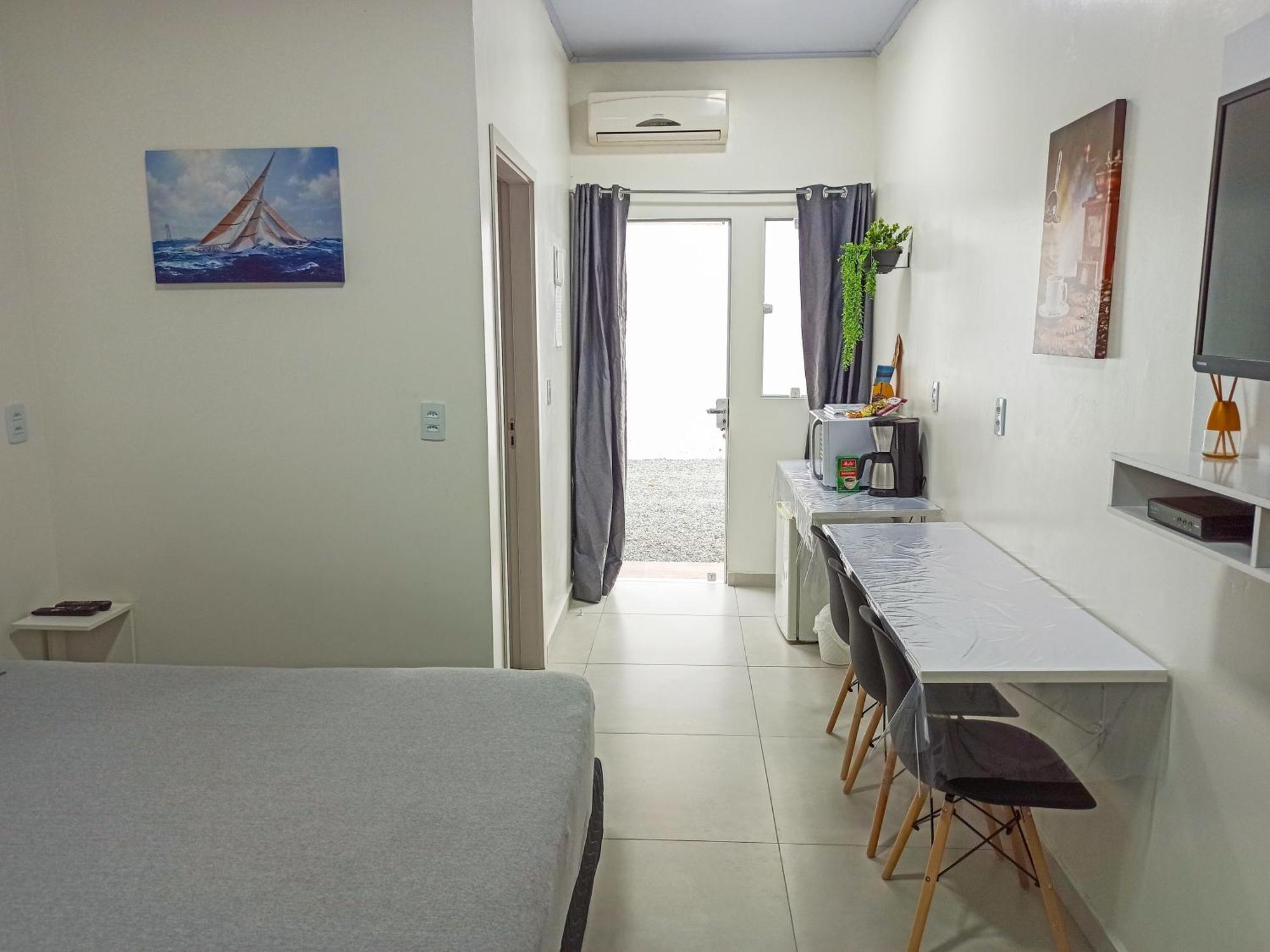 Suites A 100M Da Praia E 800M Do Beto Carrero Penha  Eksteriør billede